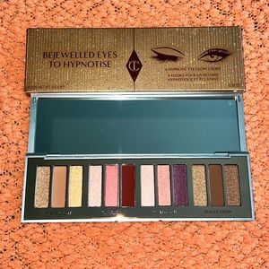 Charlotte T. Bejewelled Eyes To Hypnotise Palette 🌹 PRICE FIRM - DISCONTINUED